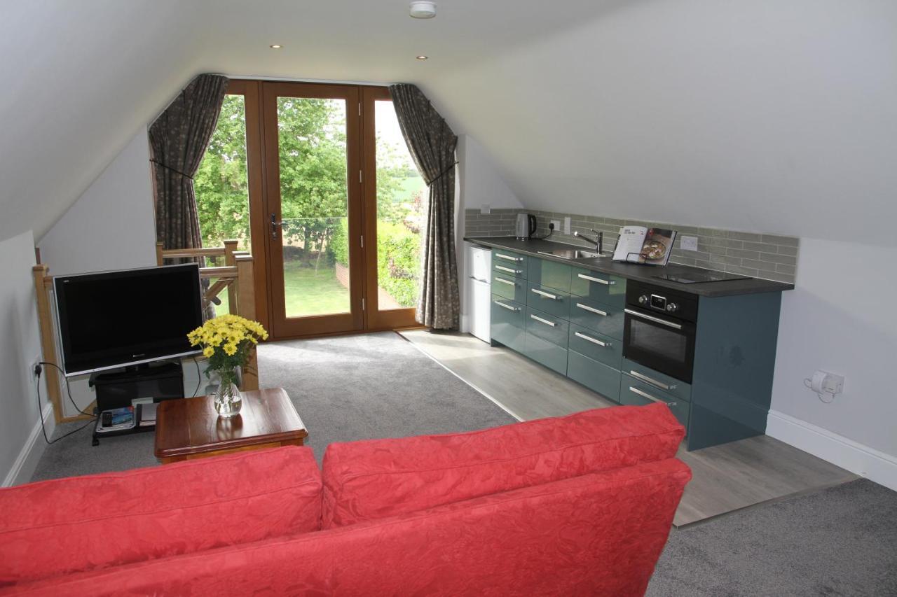 Superb Stokesby Barn Apartment - Norfolk Broads & Norwich Bagian luar foto